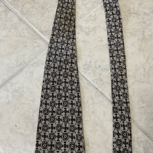 HENRY GRETHEL Men’s Italian silk tie Geo Aztec Pattern Browns Made in the  USA - Picture 9 of 15